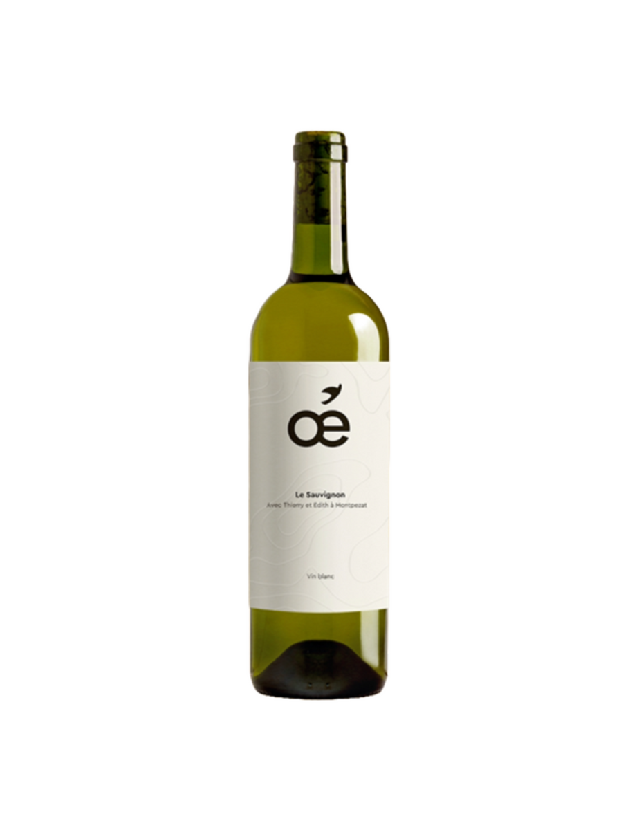 Oé Le Sauvignon white wine bottle
